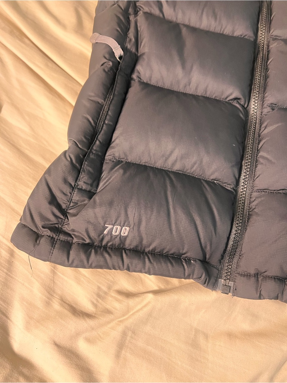 The North Face Black 700 Down Puffer Vest - Picture 4 of 7